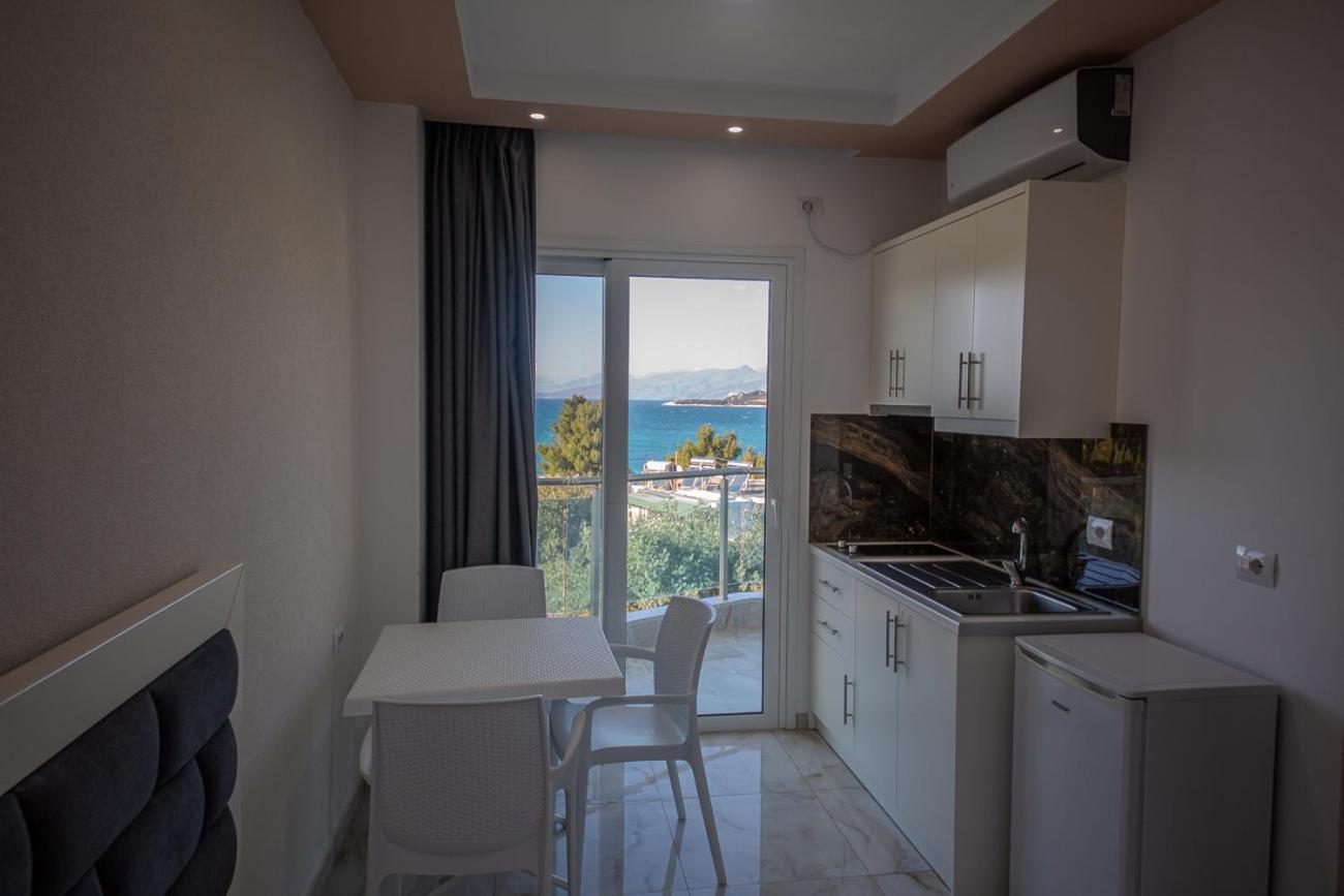 Hotel Landi Ksamil Exteriör bild