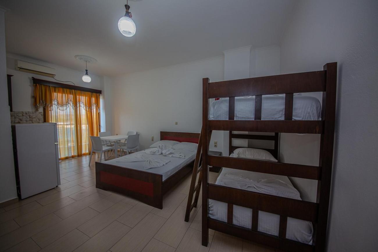 Hotel Landi Ksamil Exteriör bild